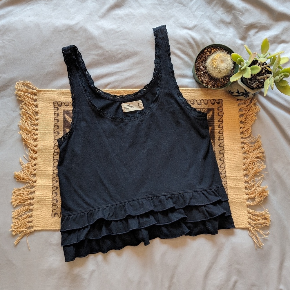 Hollister swingy navy crop top tank